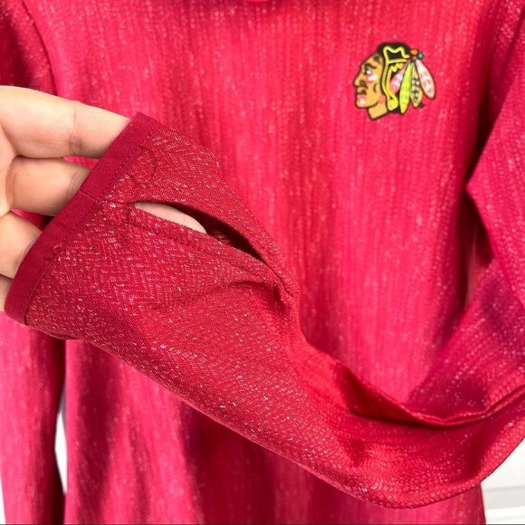 Women’s Antigua Blackhawks Equalizer Cowl Neck Red Pullover Sweatshirt Sz M - Picture 6 of 12